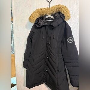 OROLAY Women’s Black Puffer Coat with Fur Hood, 90% Duck Down Adjustable, Sz Lg